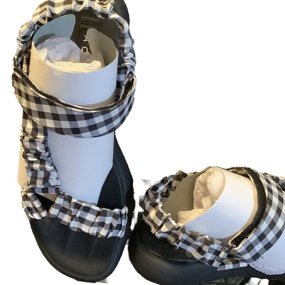 NIB Aqua Black/White Gingham Sandals Size: 7.5